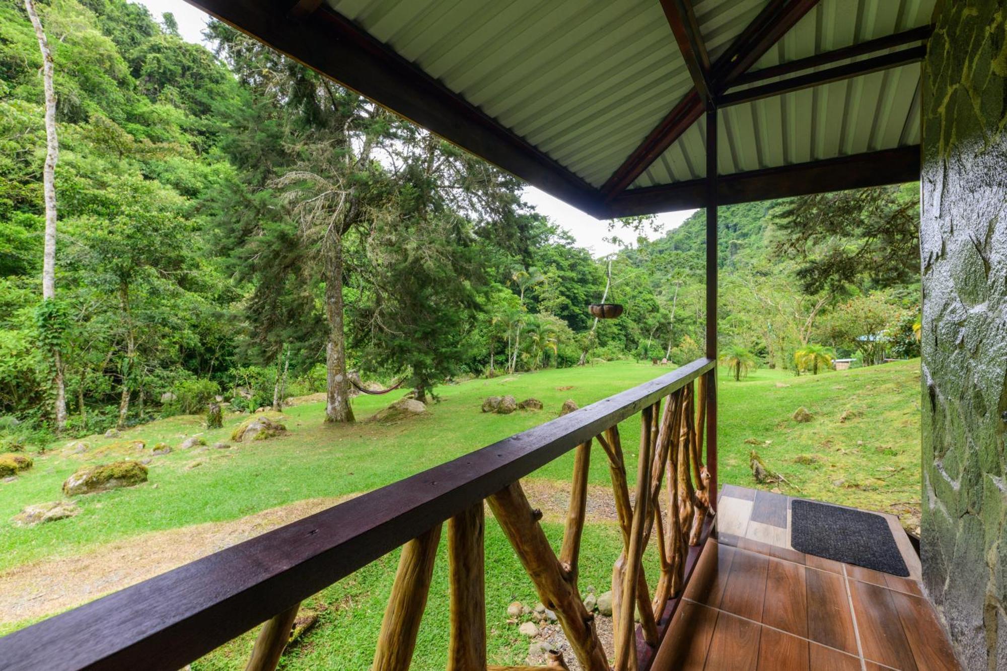 Hotel Rivel - Restaurant & Nature Retreat Turrialba Exterior photo