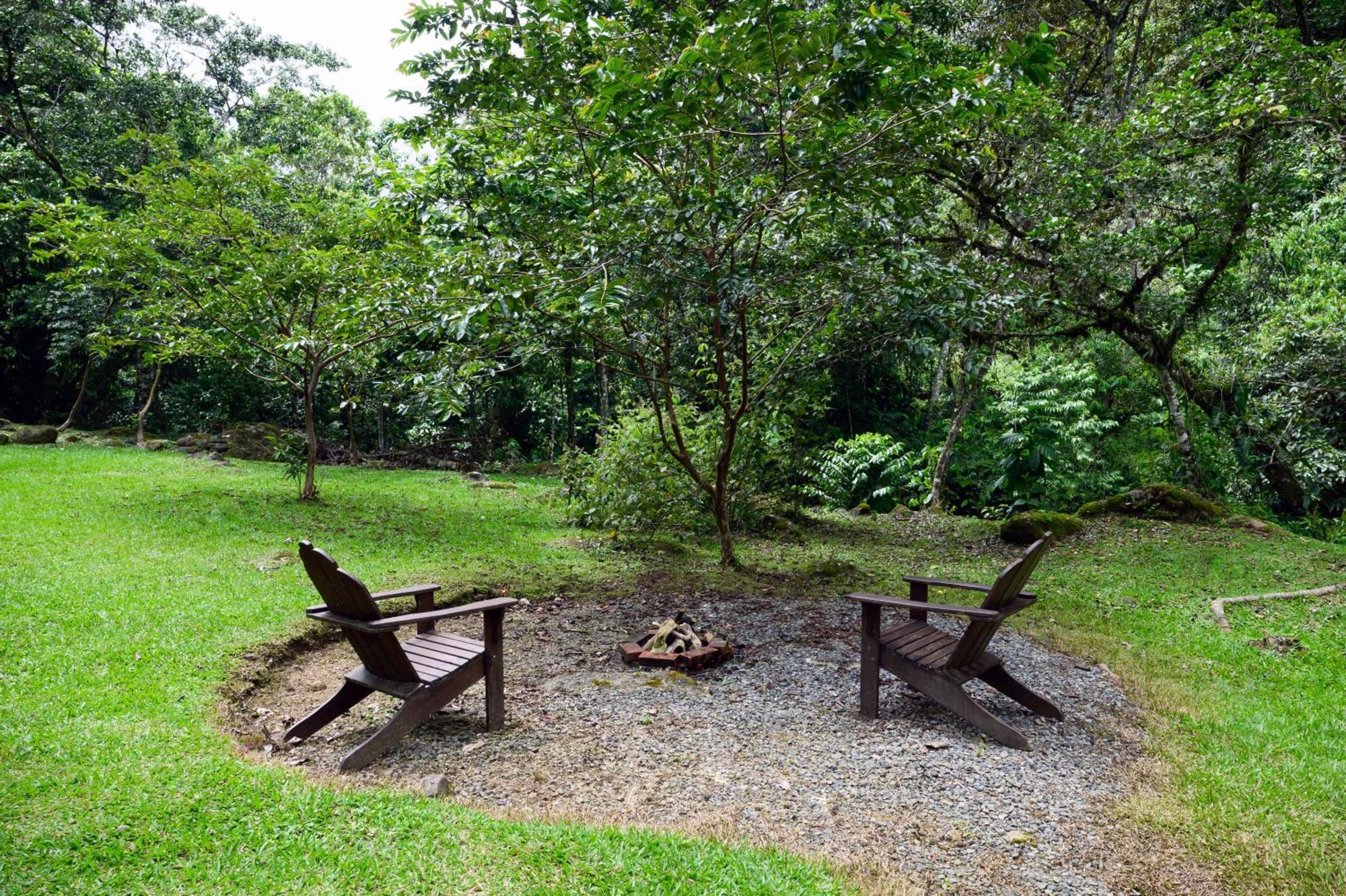 Hotel Rivel - Restaurant & Nature Retreat Turrialba Exterior photo