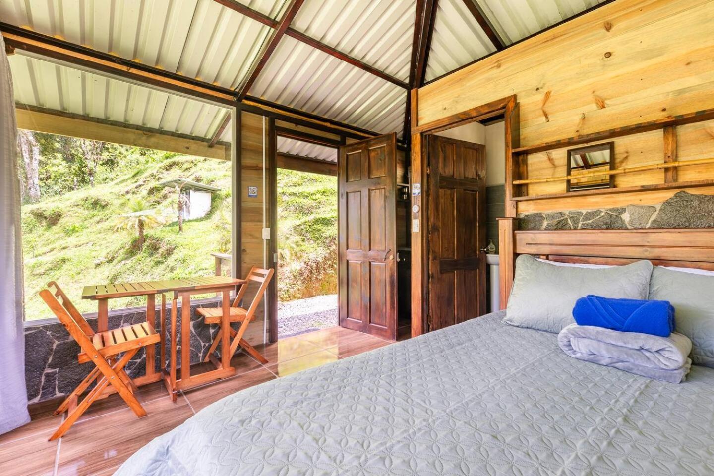 Hotel Rivel - Restaurant & Nature Retreat Turrialba Exterior photo